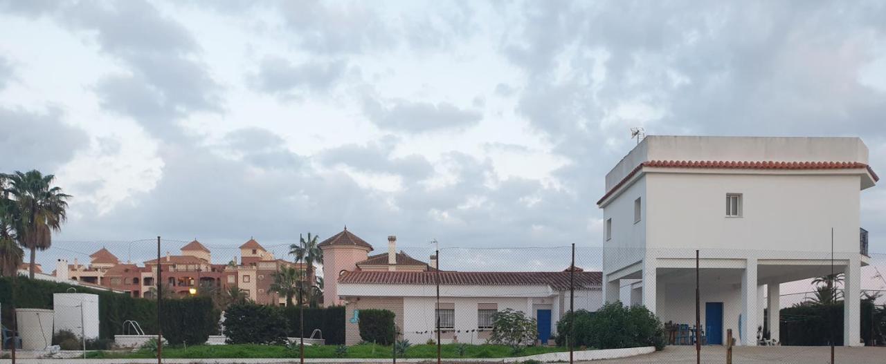 Oh! Cinnamon Beach Guest House Ісла-Канела Екстер'єр фото