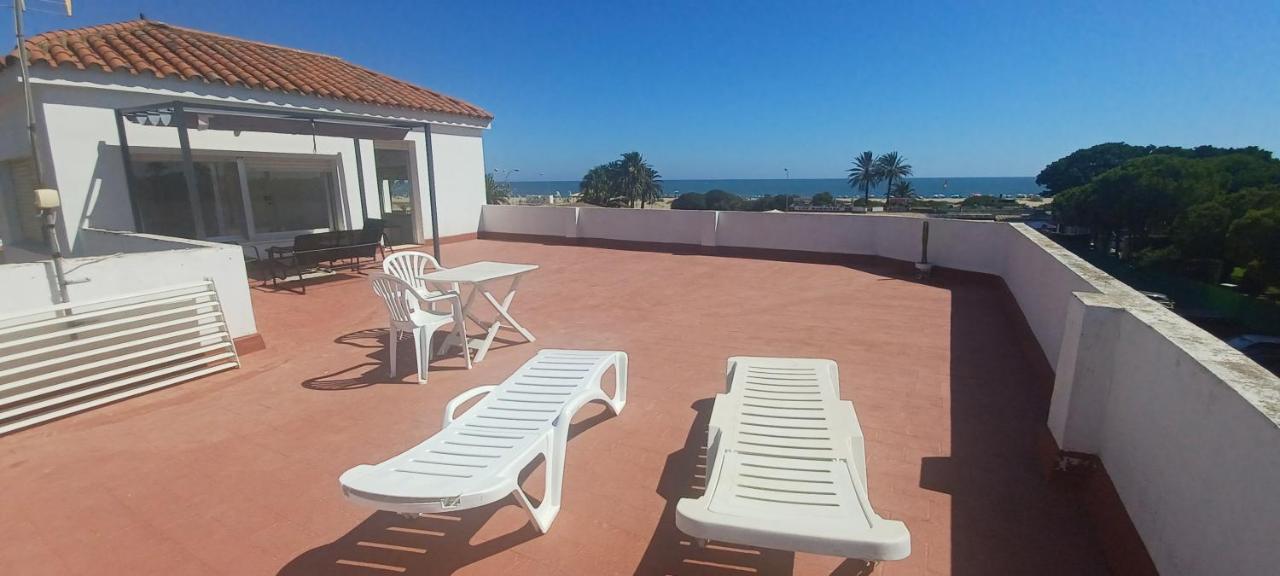 Oh! Cinnamon Beach Guest House Ісла-Канела Екстер'єр фото